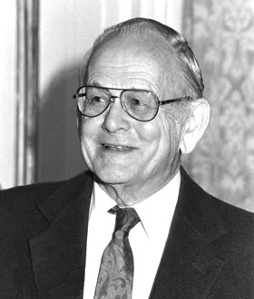 image of Garrett Hardin