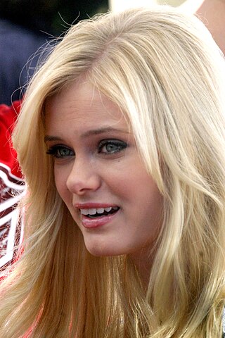 image of Sara Paxton