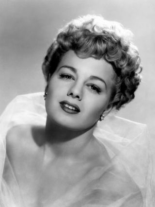 image of Shelley Winters