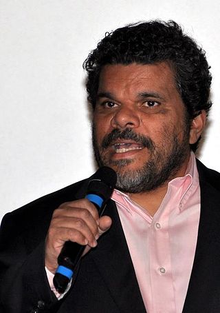 image of Luis Guzmán
