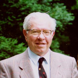 image of Fred Hoyle