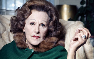 image of Fanny Cradock