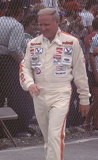 image of Cale Yarborough