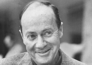 image of Ross Macdonald