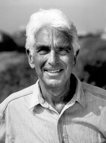 image of Warren Bennis