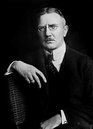 image of Hjalmar Schacht
