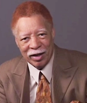 image of Reynaldo Rey