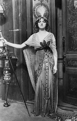 image of Gladys Cooper