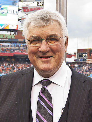 image of Pat Quinn (ice hockey)