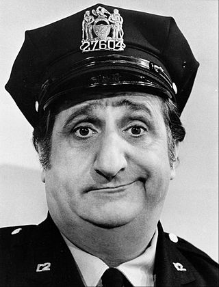 image of Al Molinaro
