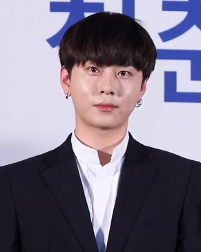 image of Yong Jun-hyung