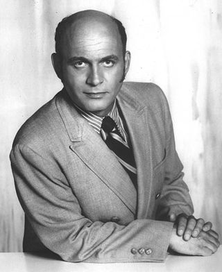 image of Gavin MacLeod