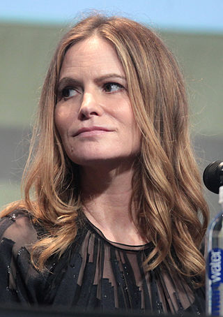 image of Jennifer Jason Leigh