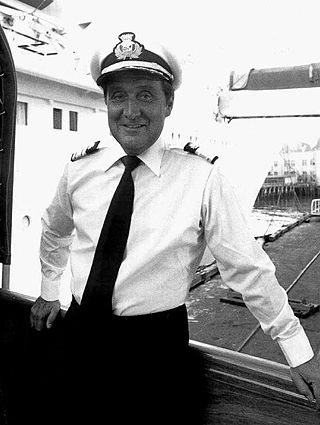 image of Patrick Macnee