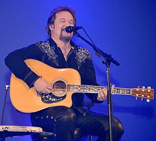 image of Travis Tritt