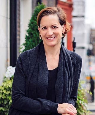 image of Anne Applebaum