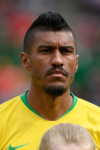 image of Paulinho (footballer, born July 1988)