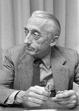 image of Jacques Cousteau