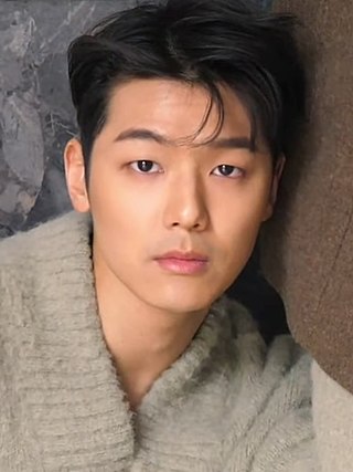 image of Kang Min-hyuk
