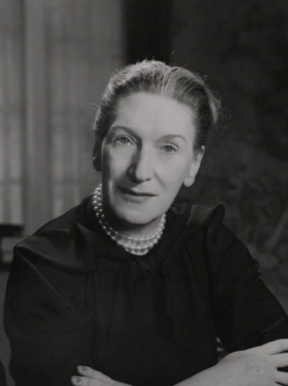 image of Elizabeth Bowen