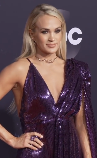 image of Carrie Underwood