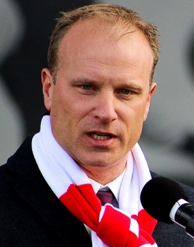 image of Dennis Bergkamp