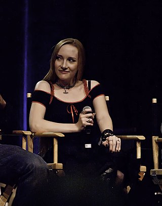 image of Scarlett Pomers