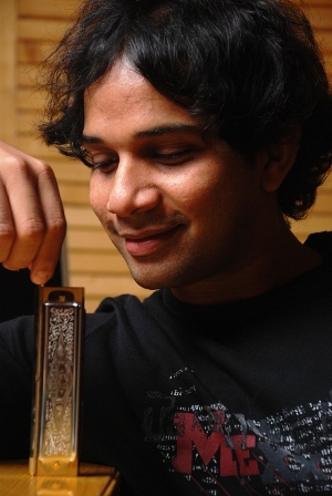 image of Karthik (singer)