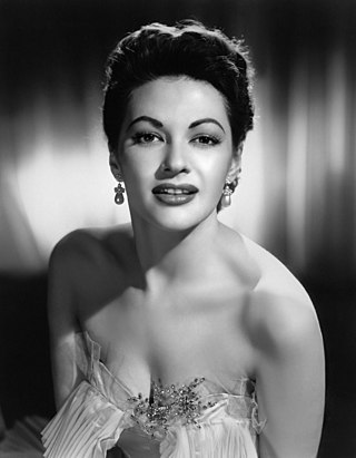image of Yvonne De Carlo